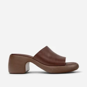 Thelma Sandal