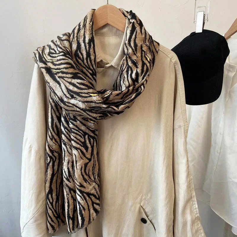 Sofia Amoretti oversize halsduk med zebramönster - Bild 6